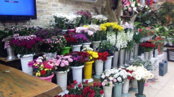 Çiçekçi esnafı Anneler günü için hafta sonu açık