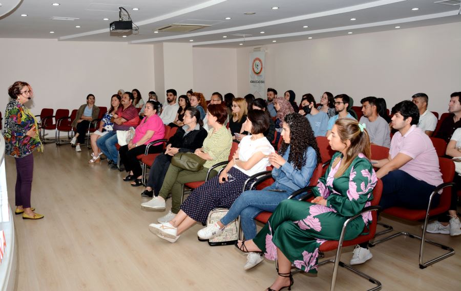 ADEO, “Rahim Ağzı Kanseri” Söyleşisi düzenledi