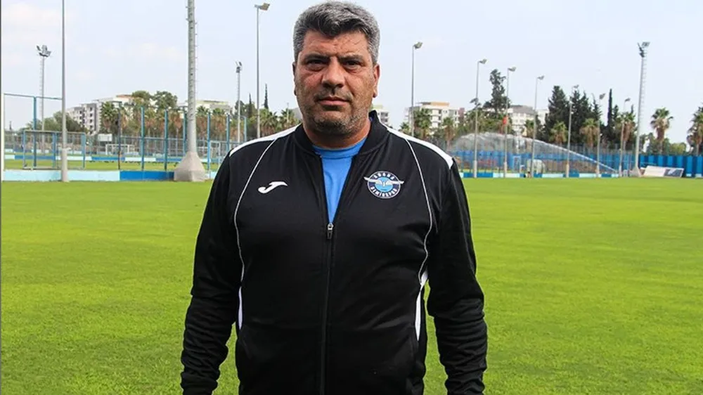 Adana Demirspor teknik direktörü Koray Palaz İstifa Etti..