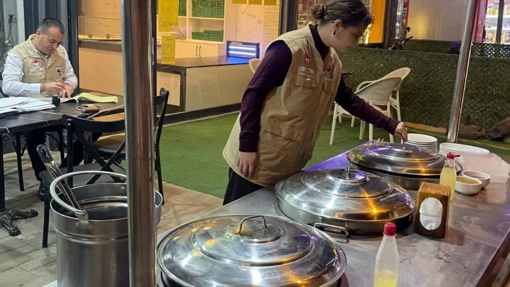 Adana’da Büyük Gıda Operasyonu...2431 denetim gerçekleştirdi.  