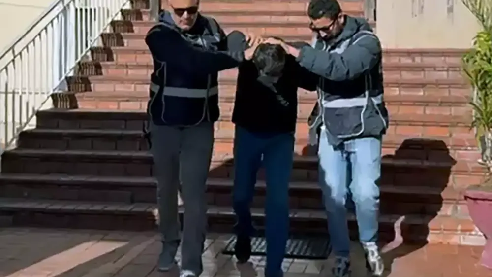 Adana'da Kaçtı Sınırda Yakalandı