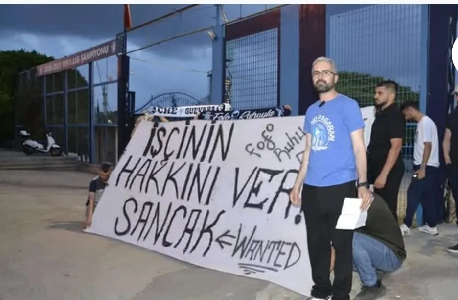 Adana Demirspor Taraftarlarından Maaş Mağduru Çalışanlara Destek Çağrısı..