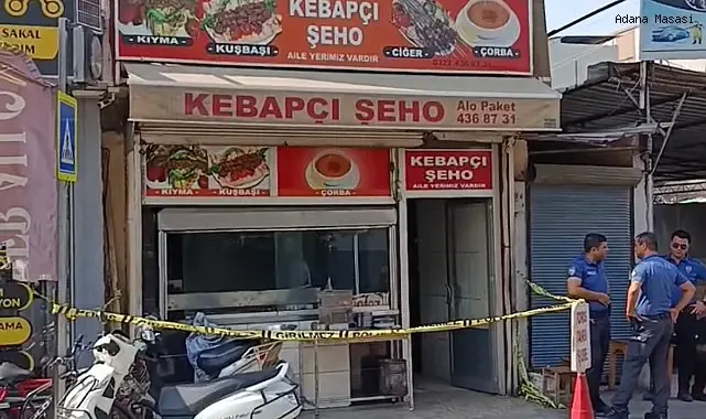 Bir Kadın Çalıştığı Kebapçı