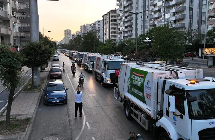 Çukurova Belediyesi Çöp Filosunu Konvoy