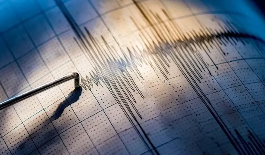 Adana Saimbeyli Deprem...4.5 