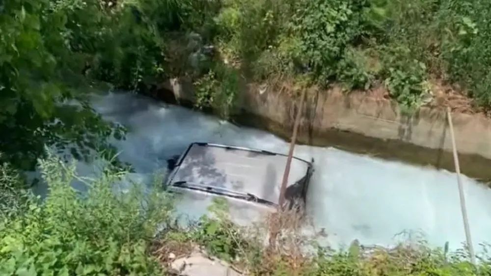 Adana Sarıhuğlarda Otomobil Kanal