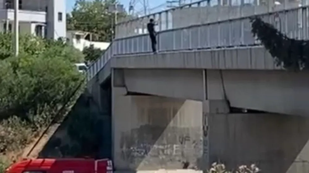 Adana Sarıçam.. Köprüde İntihar Girişimi..