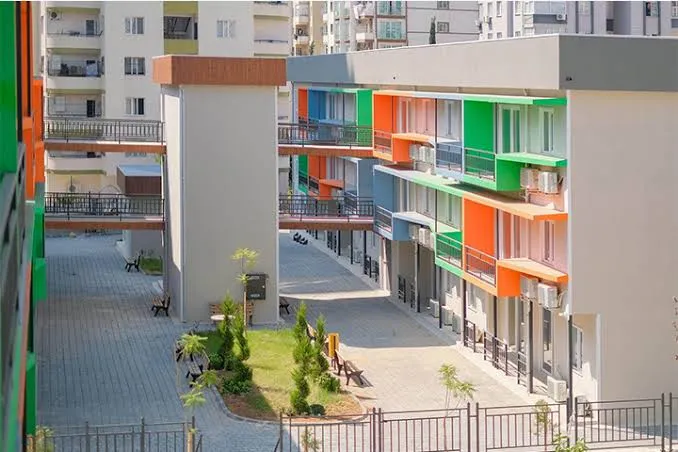  Adana