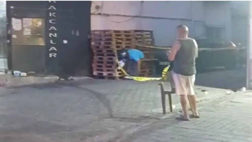 Adana Yüreğir.. Sokakta Darp Edilip Bıçaklandı...