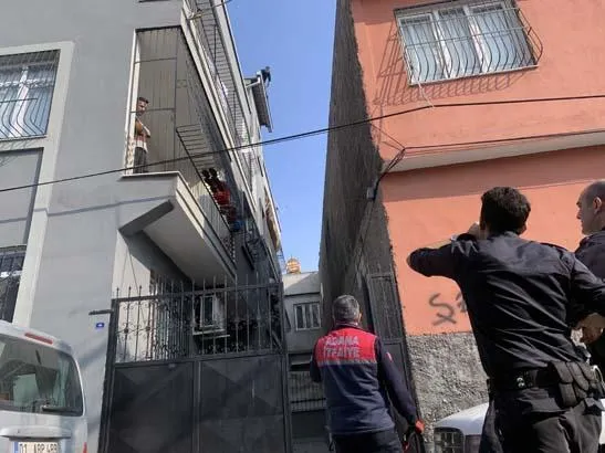 Eşi Evi Terkedince intihara Kalkıştı...