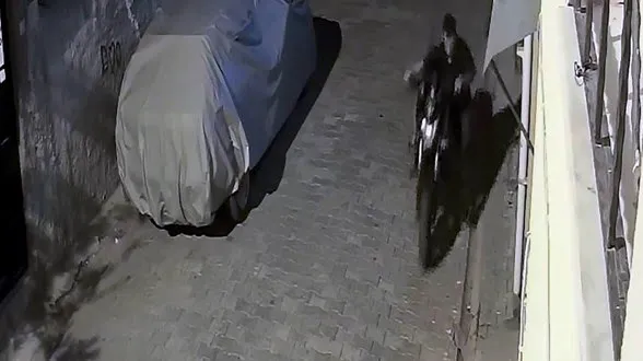 Motorsiklet Hırsızı  