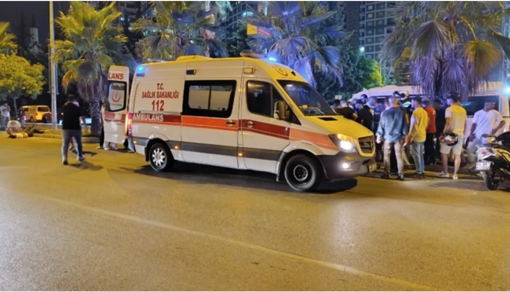 Motorsiklet Bisiklet ile Çarpıştı Başı Reruje Çarpan motosiklet sürücüsü hayatını kaybetti.