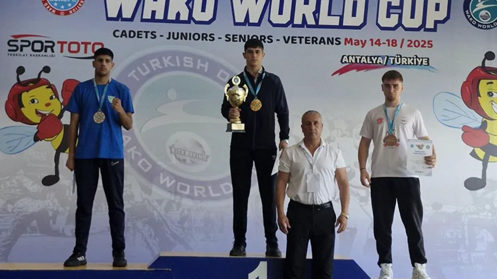 Turkish Open WAKO Dünya Kupasında Adanalı Sporcu Dünya Şampiyonu Oldu..