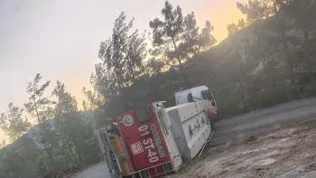 Yangına Giden Araröz Devrildi..