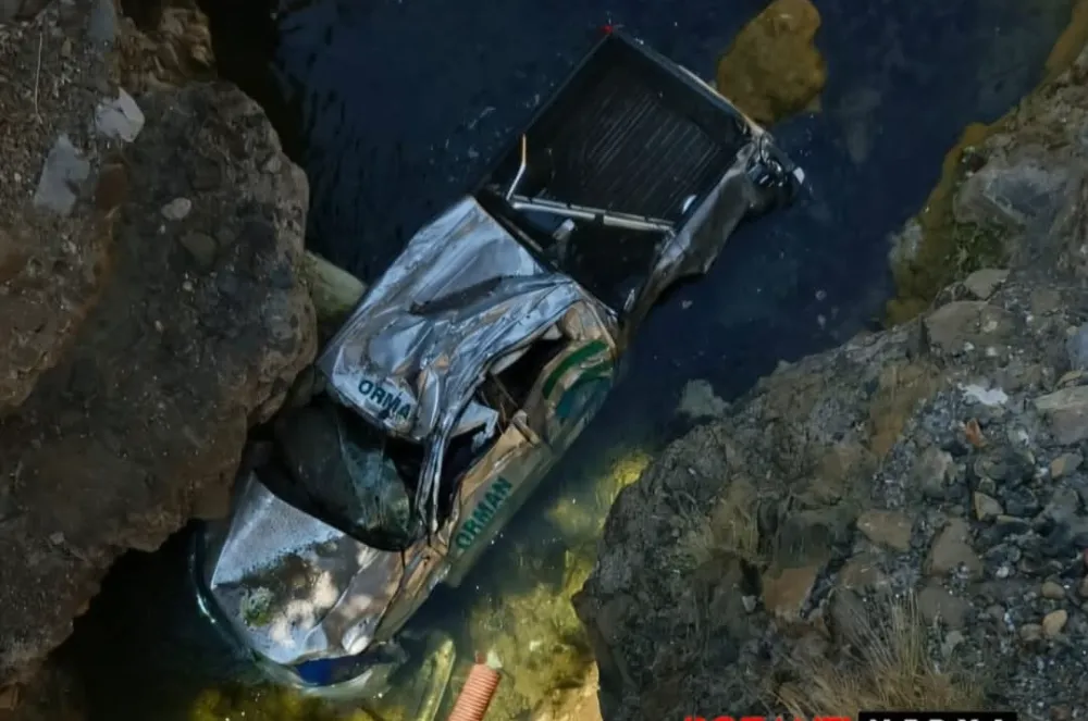 Adana Pozantı.Kamyonet Dere