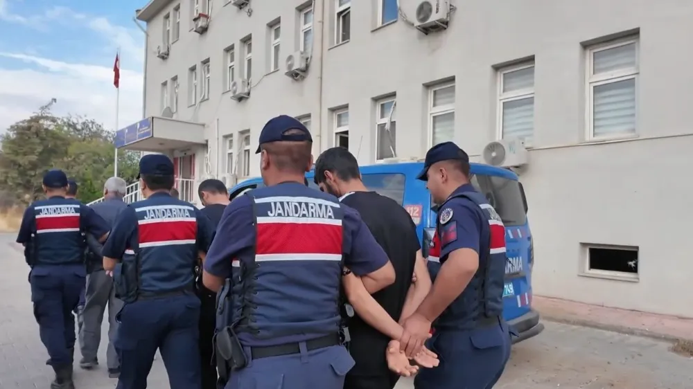 Adana dahil 22 ilde DEAŞ operasyonu