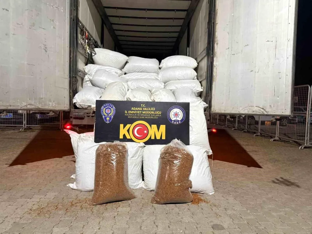 Adana'da 3 tırda 8 ton kaçak tütün ele geçirildi