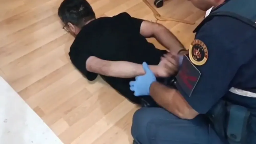 Adana’da Jandarmadan Uyuşturucu Operasyonu: 138 Kök Skunk Ele Geçirildi