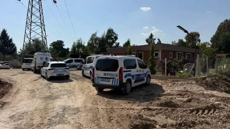 Adana'da inşaat firmasının ofisine silahlı saldırı