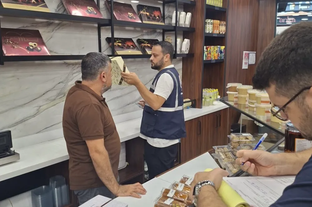 Adana'da işletmeye dara ve fiyat etiketi ihlalinden Ceza 