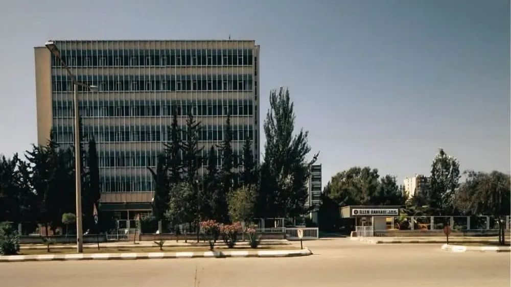Adana'da Bir Simge Bina Daha Tarih Oluyor..