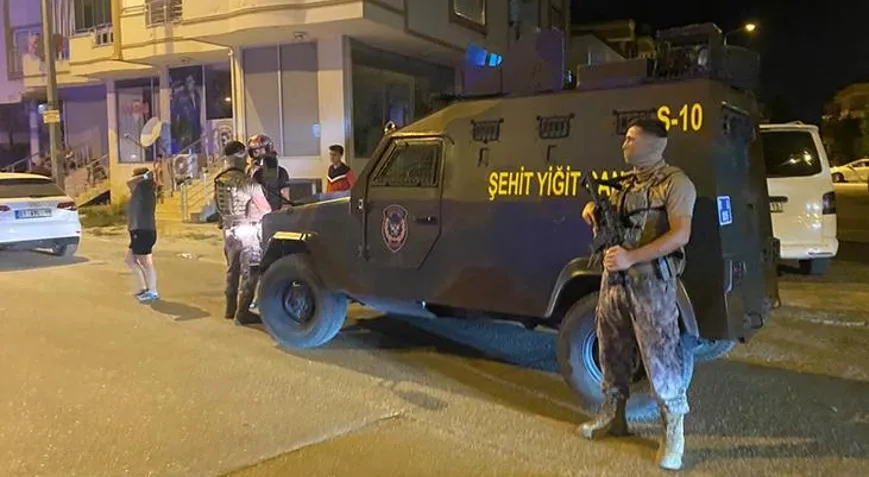 Adana'da kanlı gece! Eski eşini ve oğlunu vurup intihar etti