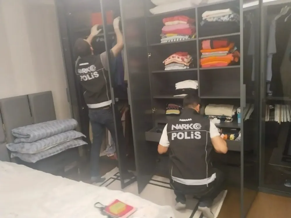 Ankara’daki uyuşturucu ve fuhuş operasyonu Adana’ya sıçradı.21 şüpheli hakkında gözaltı kararı verildi.